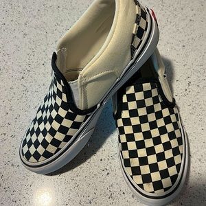 Vans Asher Kids slip-on shoe. Size 3.